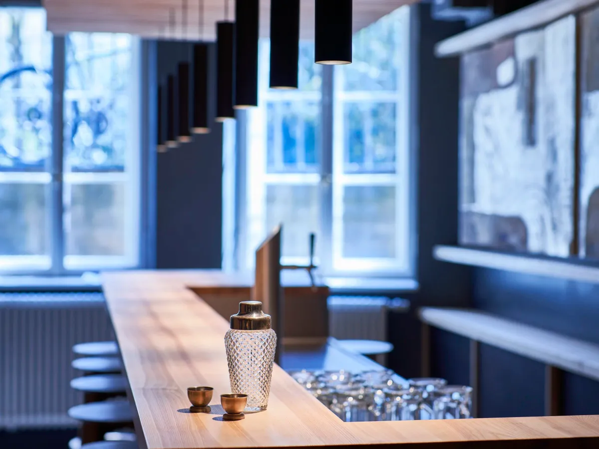 Bar München, Detail